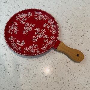 Temp-Tations Red Floral Lace Ceramic Baking Pan with Wooden Handle